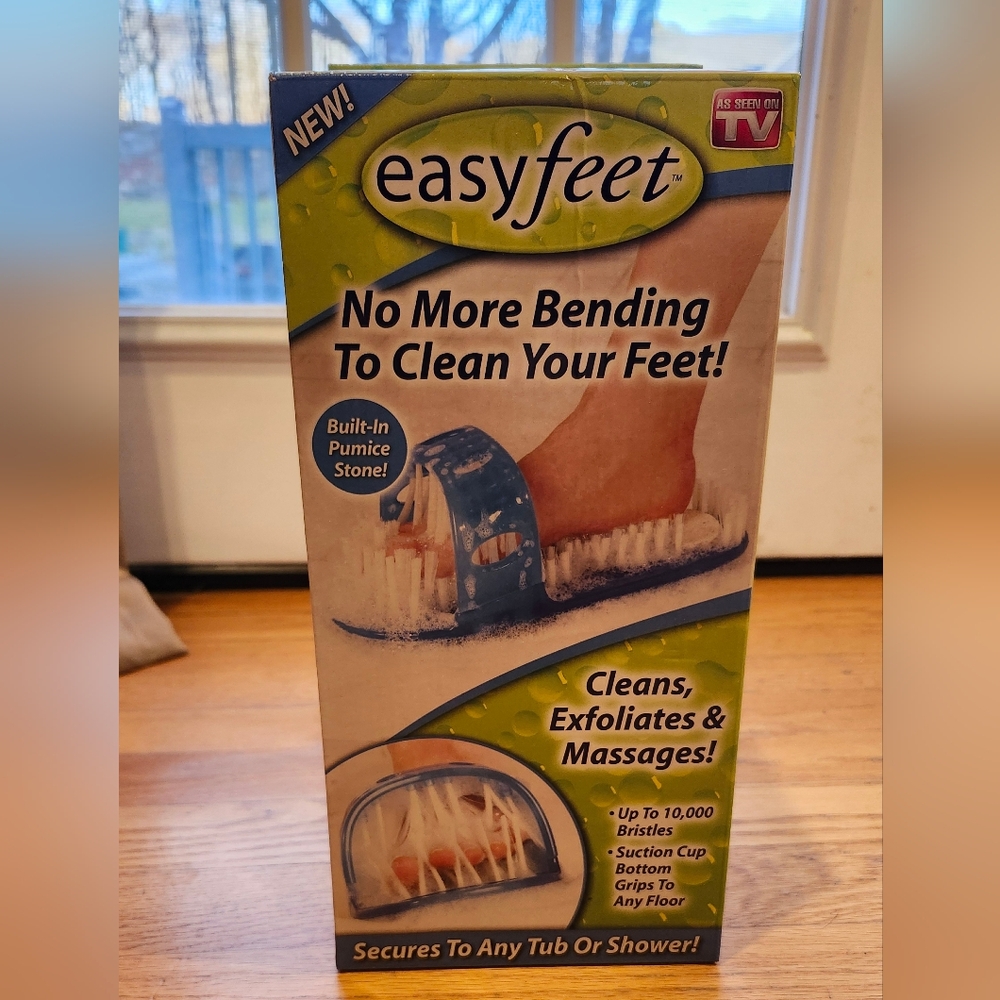 Foot Scrubber with Built-In Pumice Stone - Blue